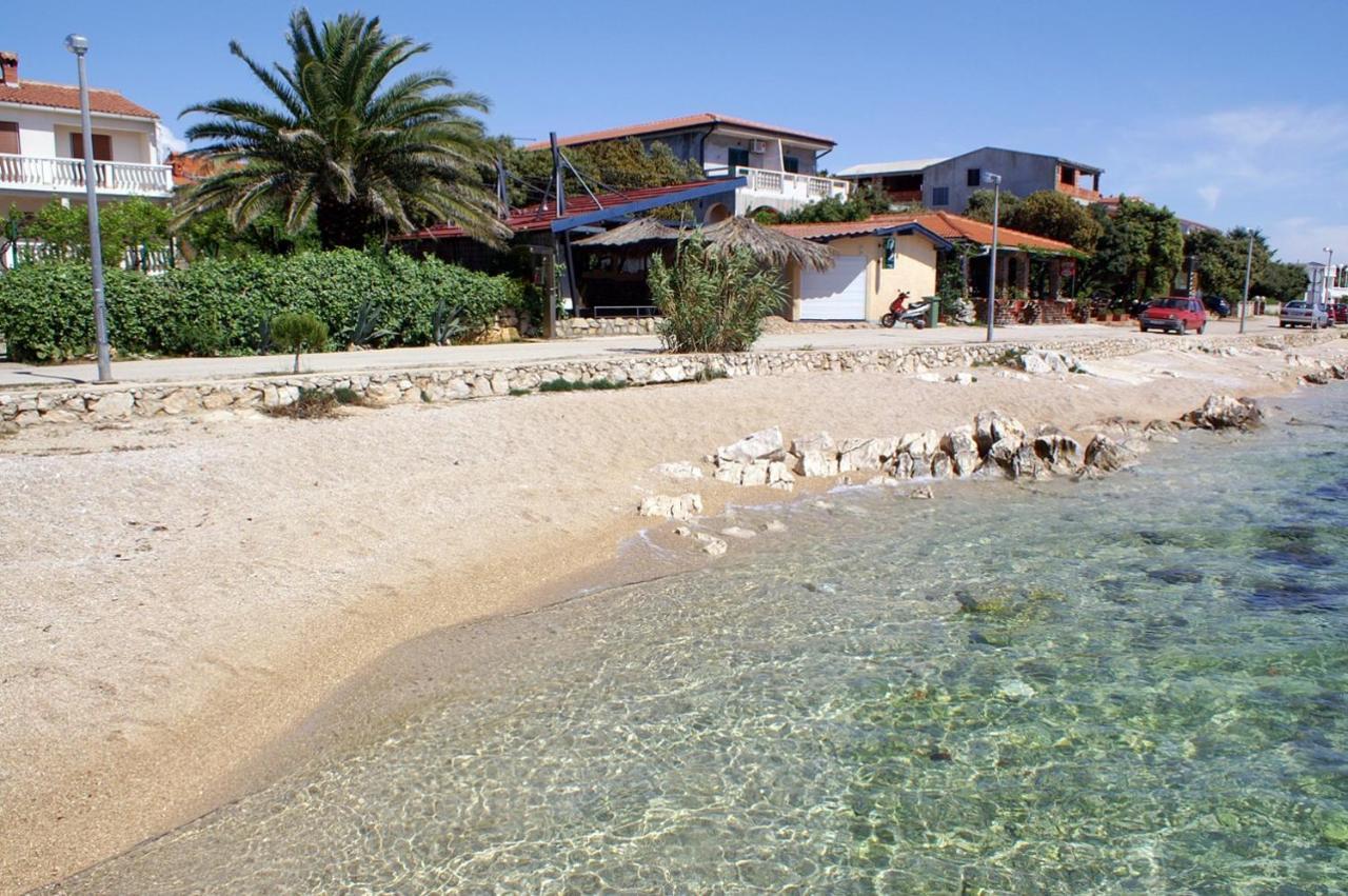 Apartments By The Sea Mandre, Pag - 4098 Экстерьер фото